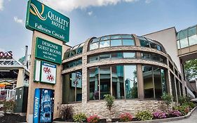 Quality Hotel Fallsview Cascade Niagara Falls
